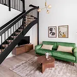 Loft With Views Daire Tampere